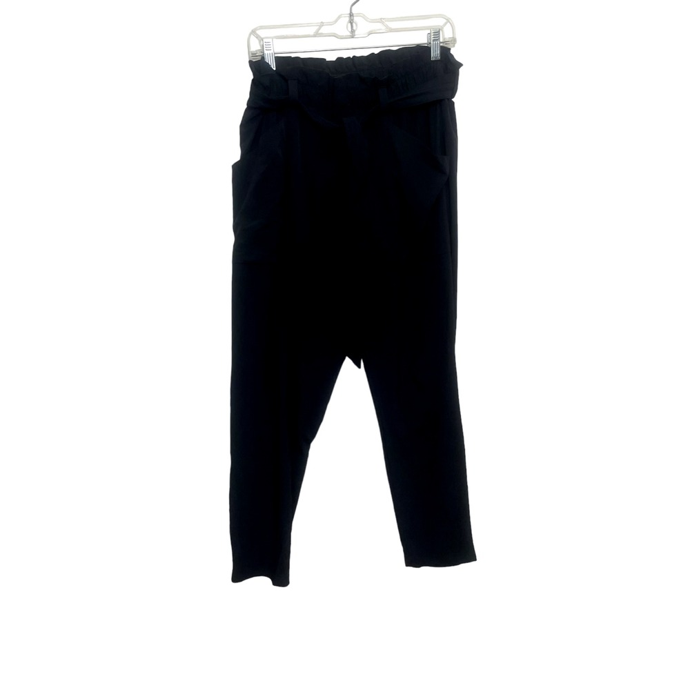 Athleta 10 Black Belted Gathered Waist Ankle Pockets Poly Spandex Skyline